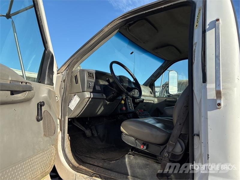 Ford F-750 Kabine i unutrašnjost