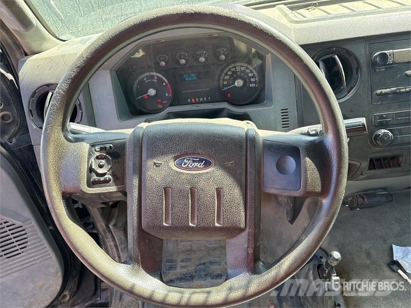 Ford F-750 Sora- ja kippiautot
