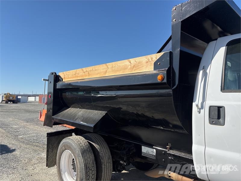 Ford F-750 Tippbilar