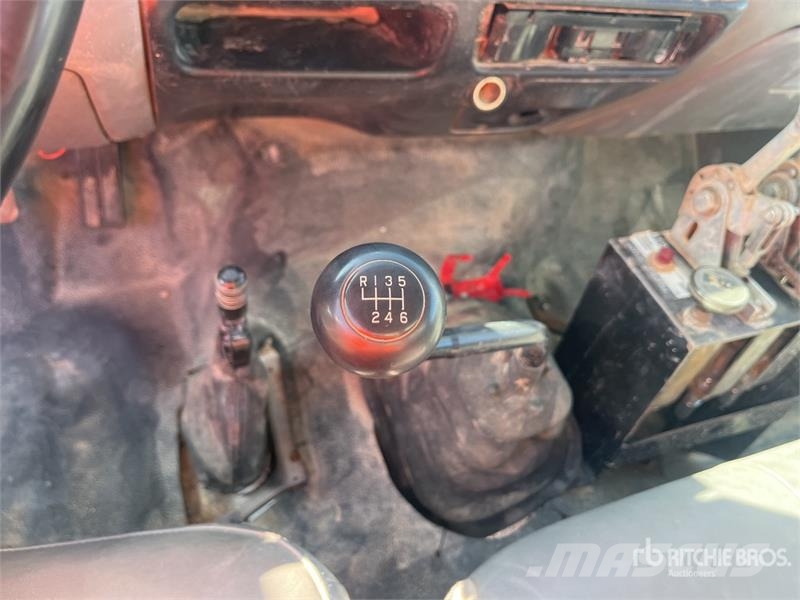 Ford F-750 Tankvogne - vand