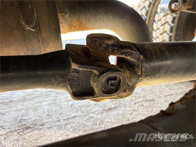 Ford F-750 Tovornjaki za vodo