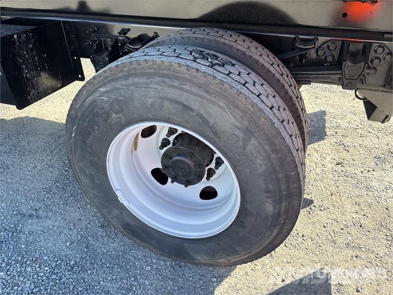 Ford F-750 Tippbilar