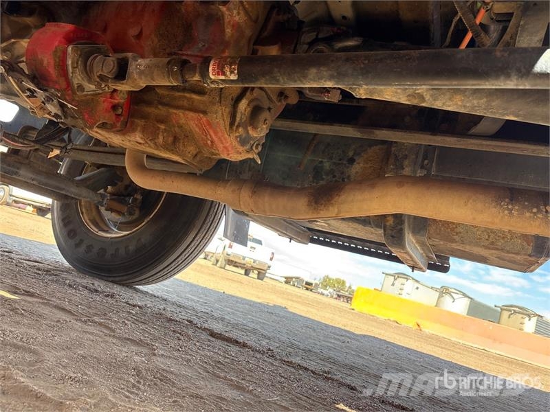 Ford F-750 Tovornjaki za vodo