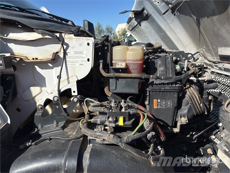 Ford F-750 Tippbilar