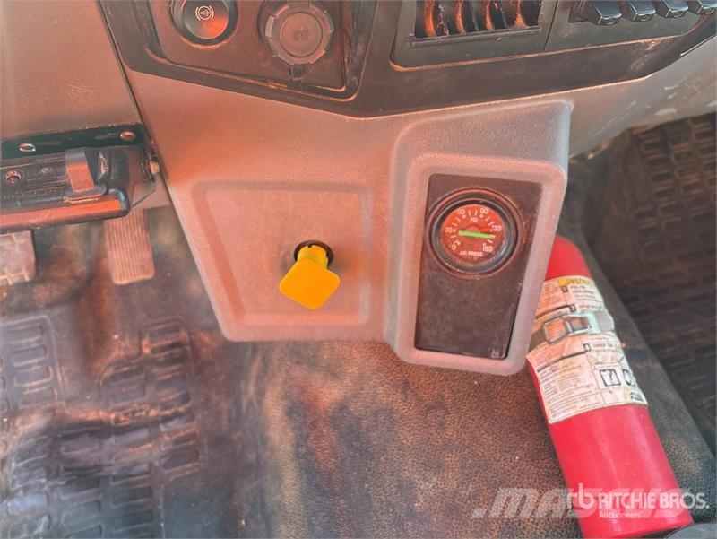Ford F-750 Tippbilar