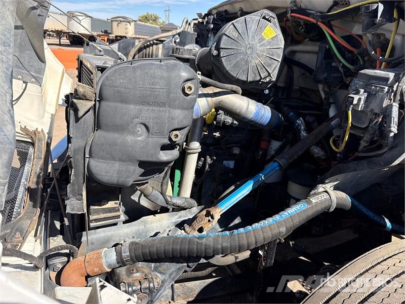 Ford F-750 Tovornjaki za vodo
