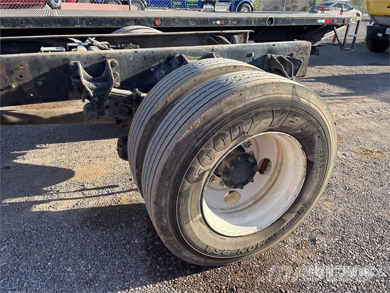 Ford F-750 Kabine i unutrašnjost