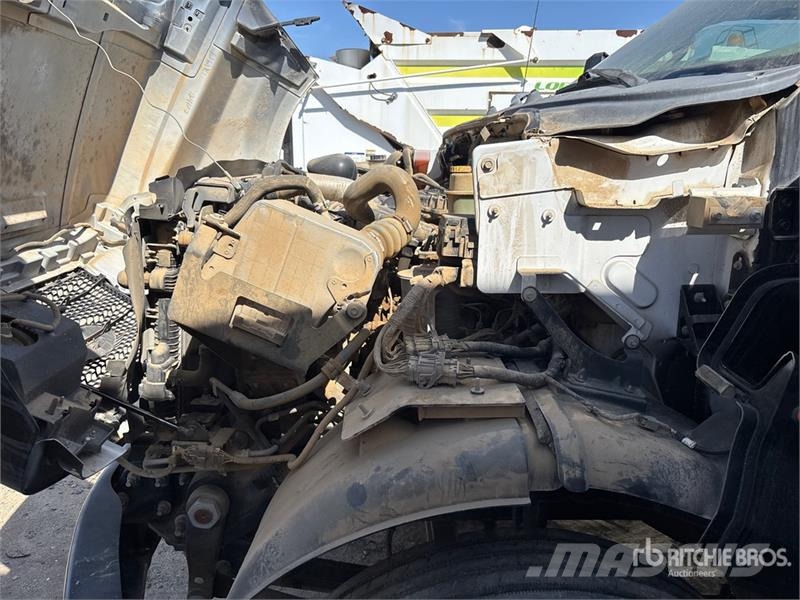 Ford F-750 Sora- ja kippiautot
