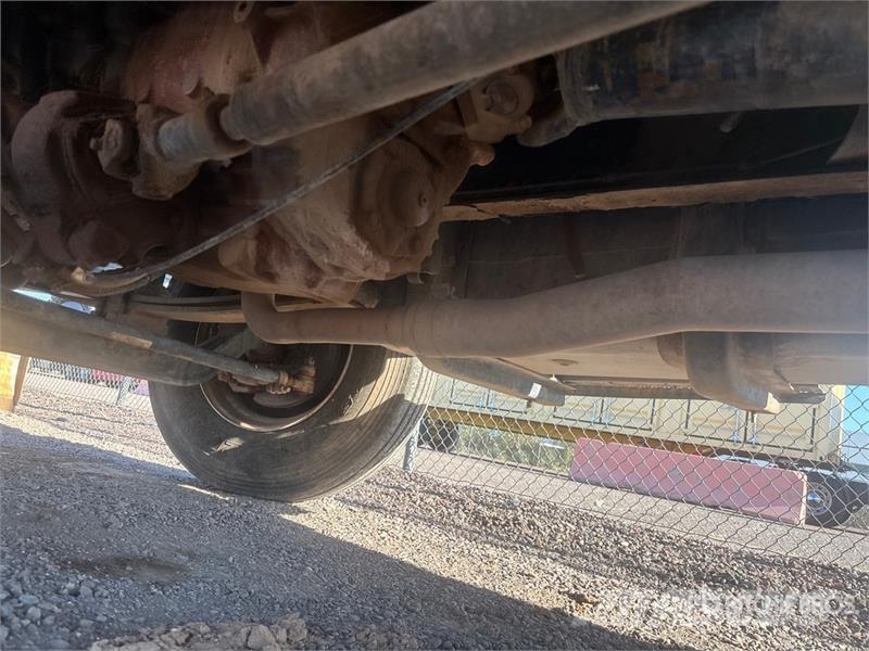 Ford F-750 Tovornjaki za vodo