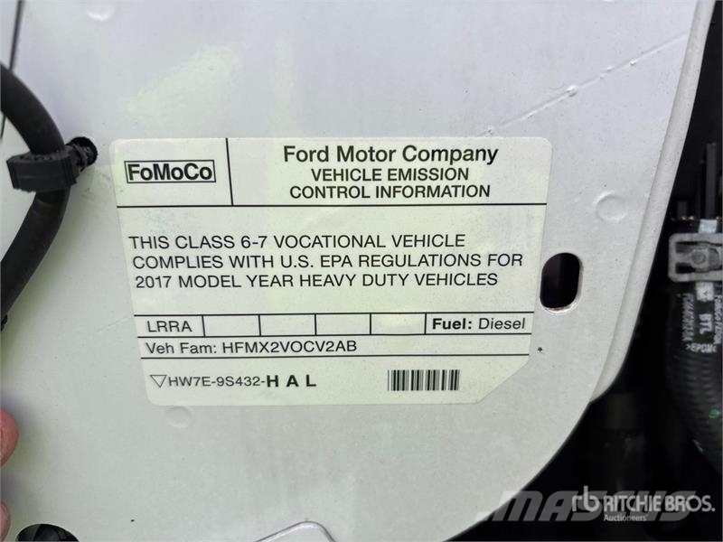 Ford F-750 Cabins and interior