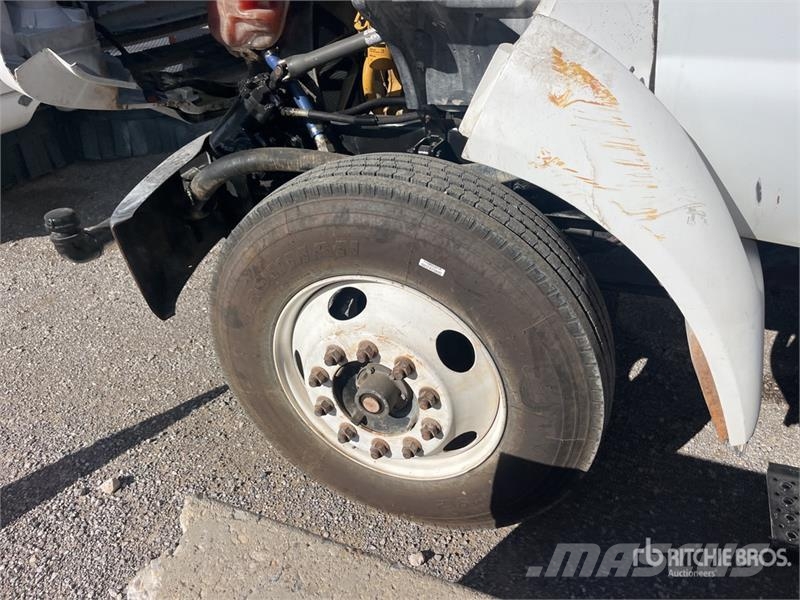 Ford F-750 Tankvogne - vand
