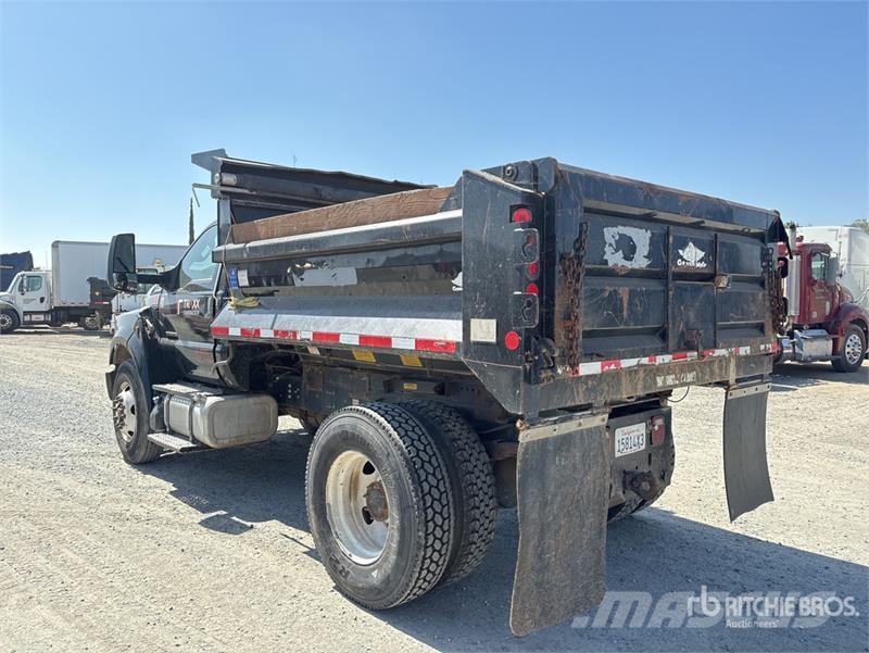 Ford F-750 Sora- ja kippiautot