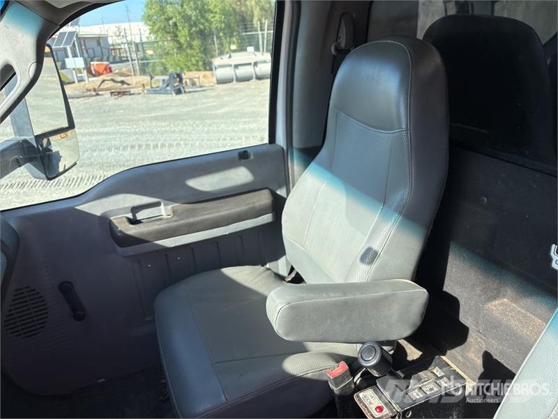 Ford F-750 Tippbilar