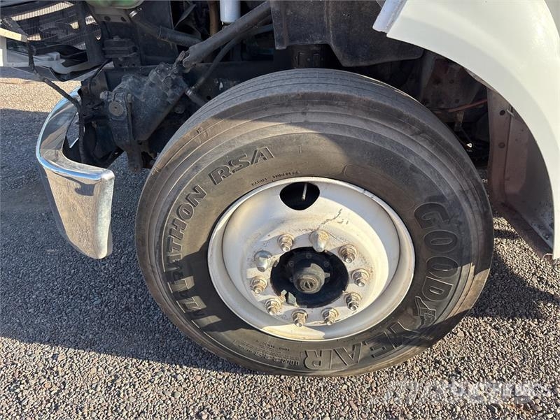 Ford F-750 Kabine i unutrašnjost