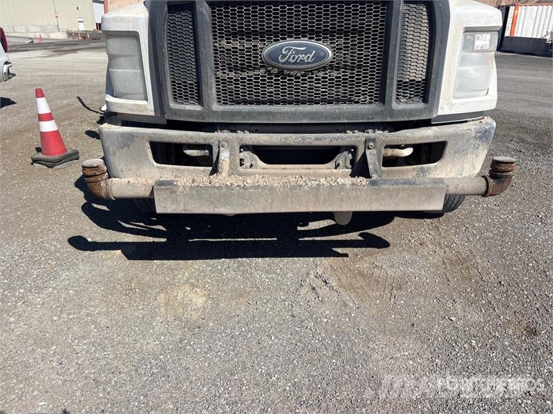 Ford F-750 Water tankers