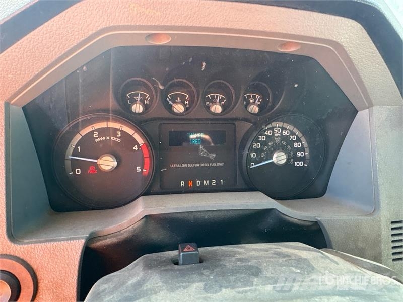 Ford F-750 Автокрани