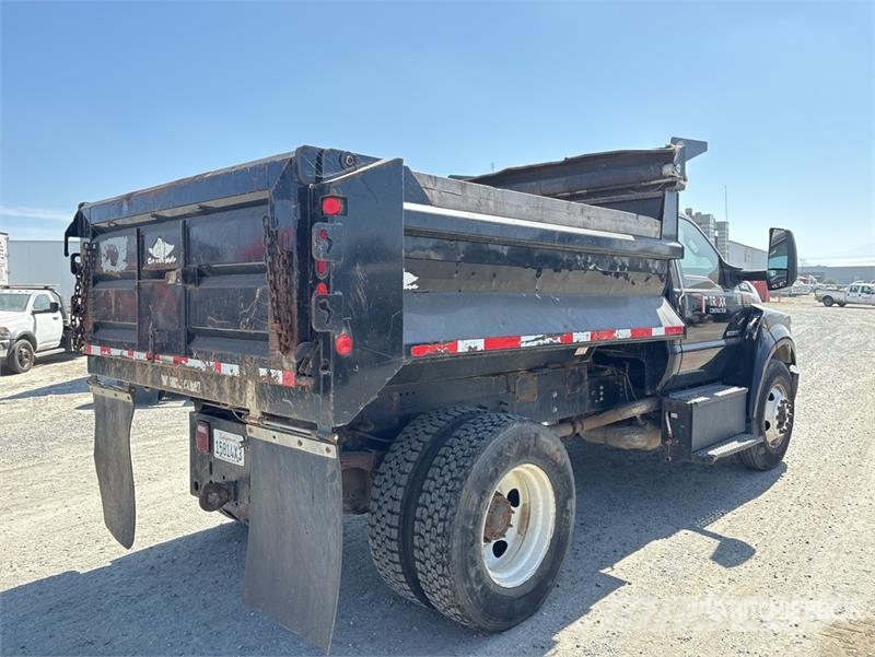 Ford F-750 Sora- ja kippiautot