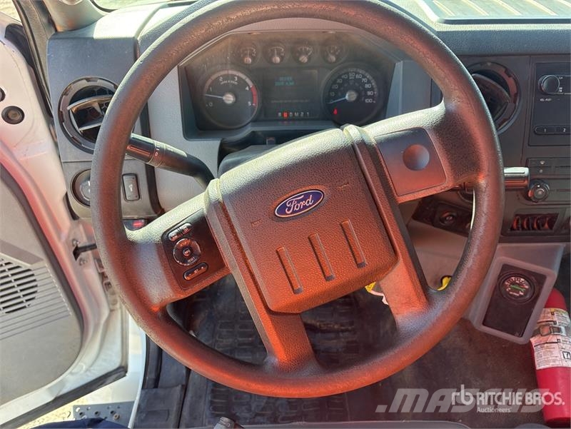Ford F-750 Tippbilar