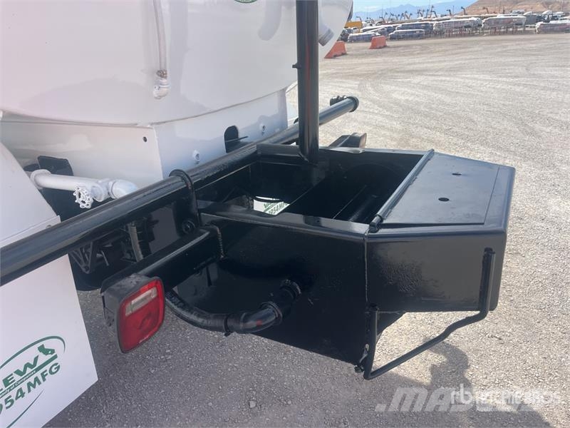 Ford F-750 Tankvogne - vand