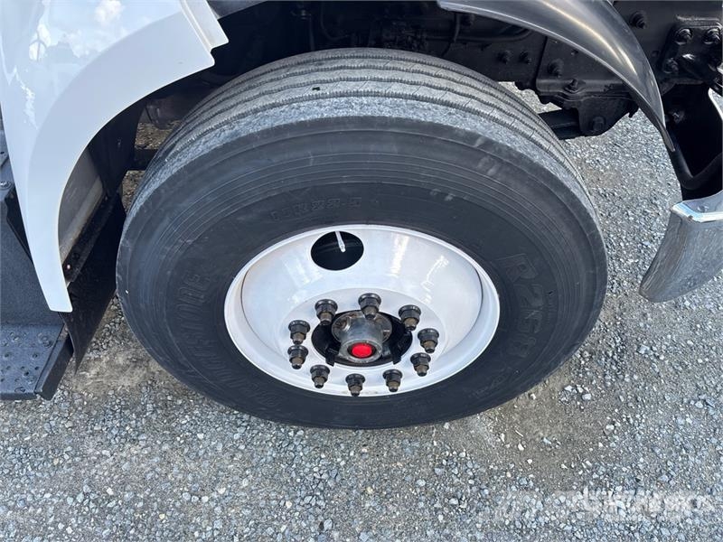 Ford F-750 Tippbilar