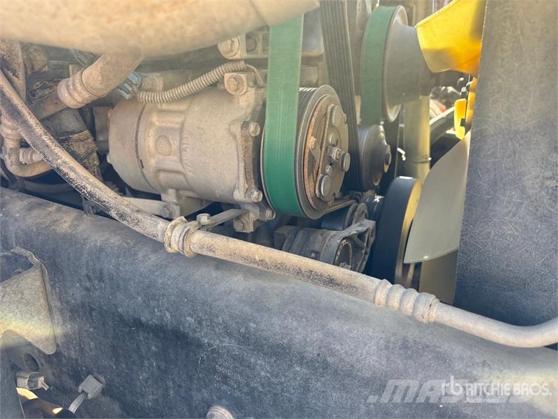 Ford F-750 Tovornjaki za vodo