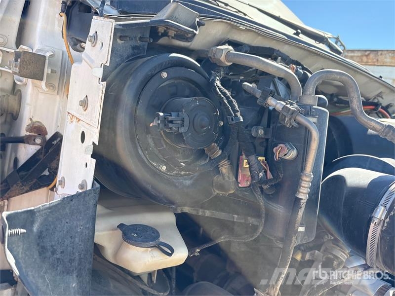 Ford F-750 Tovornjaki za vodo