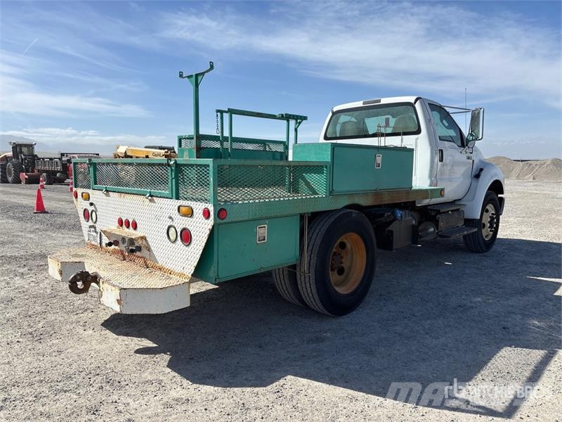 Ford F-750 Tipper trucks