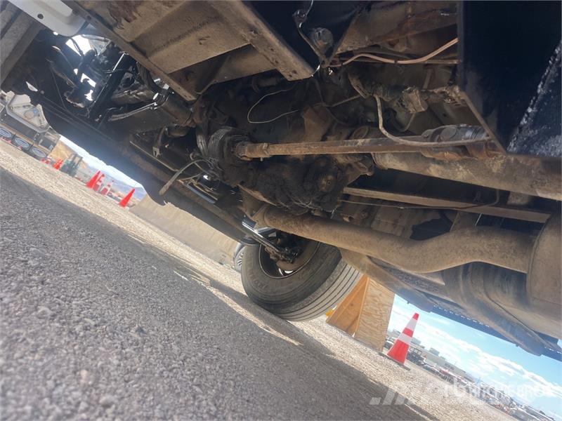 Ford F-750 Tankvogne - vand
