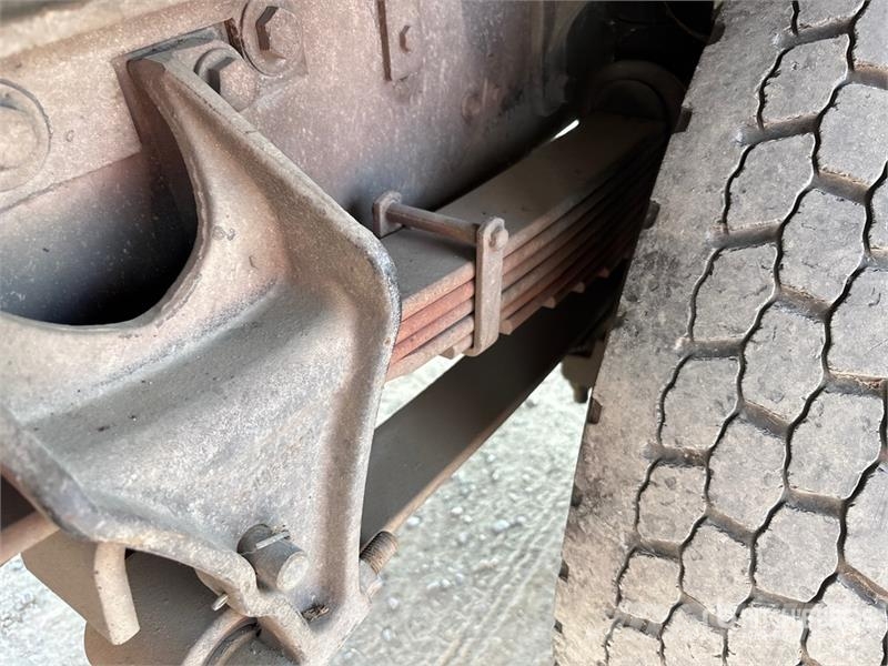 Ford F-750 Wood chip trucks