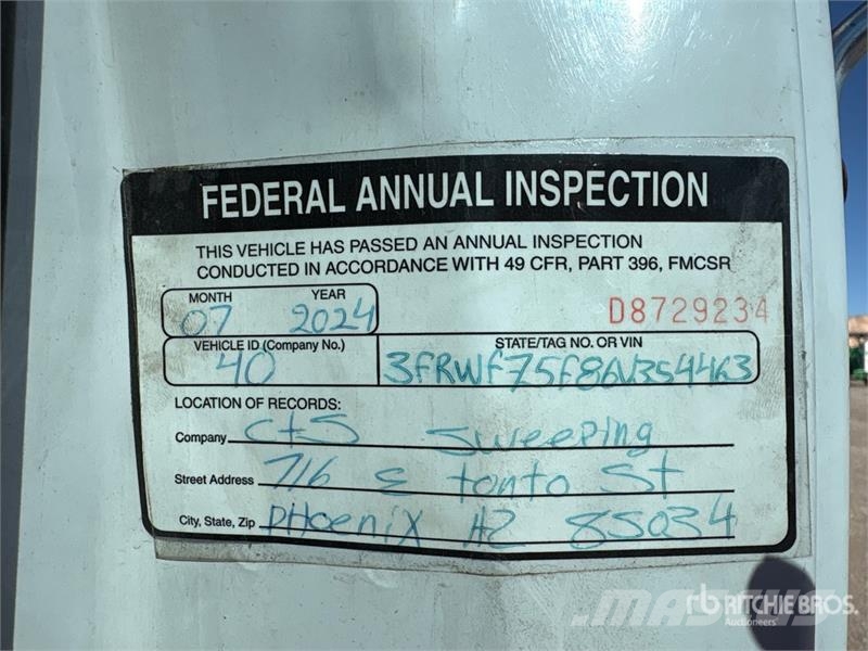 Ford F-750 キャビン及び内装