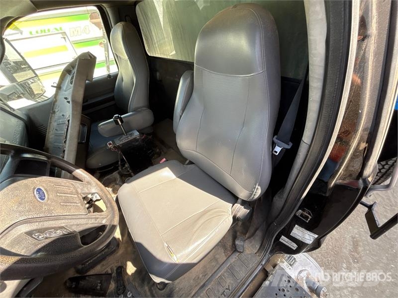 Ford F-750 Sora- ja kippiautot