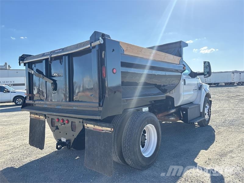 Ford F-750 Tippbilar
