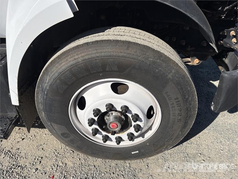 Ford F-750 Tippbilar