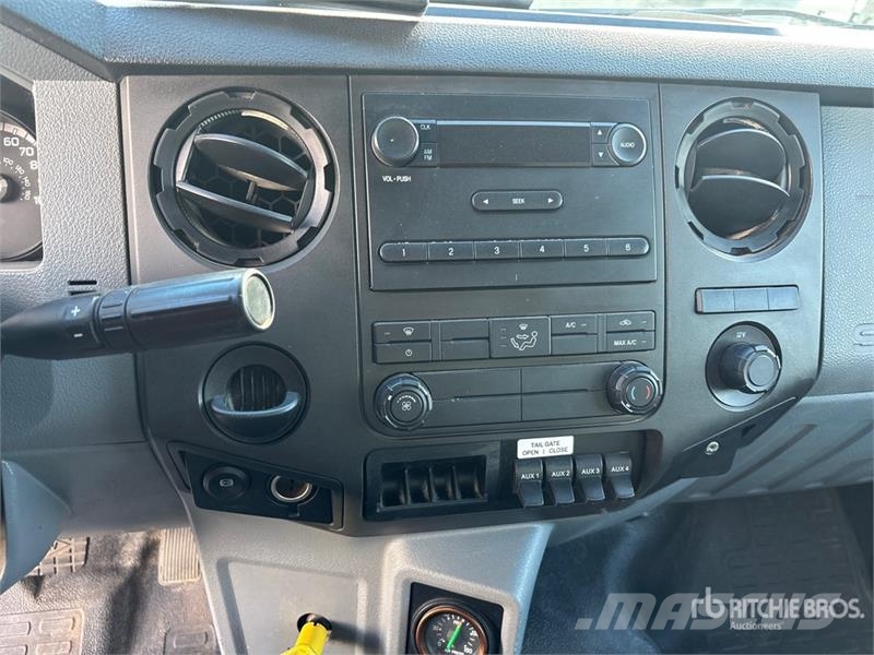 Ford F-750 Tippbilar