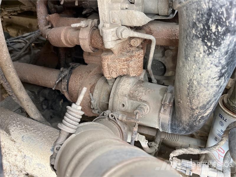 Ford F-750 صهاريج مياه
