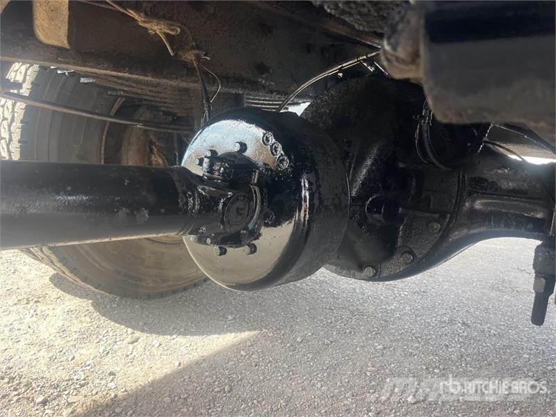 Ford F-750 Tankvogne - vand