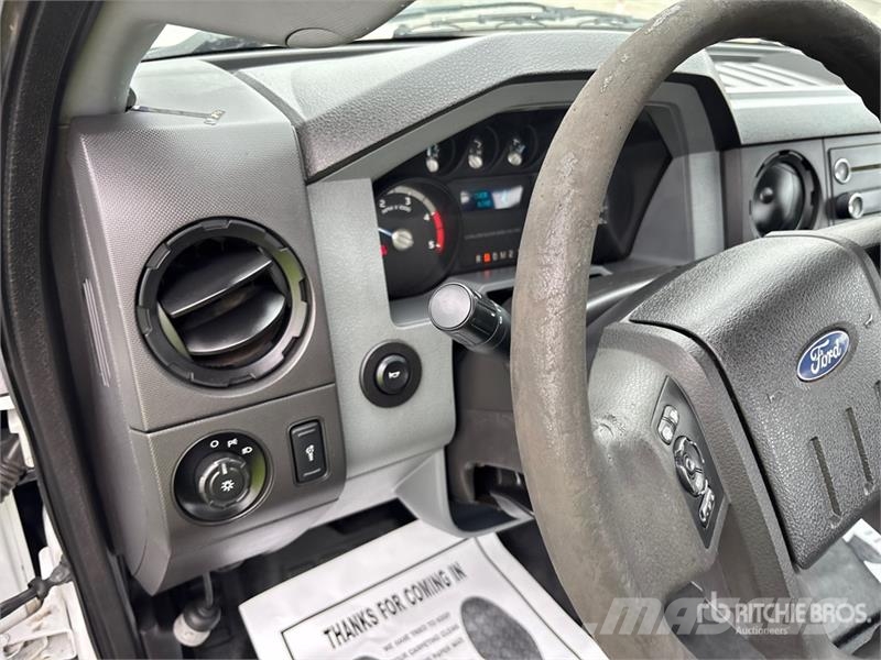 Ford F-750 Cabins and interior