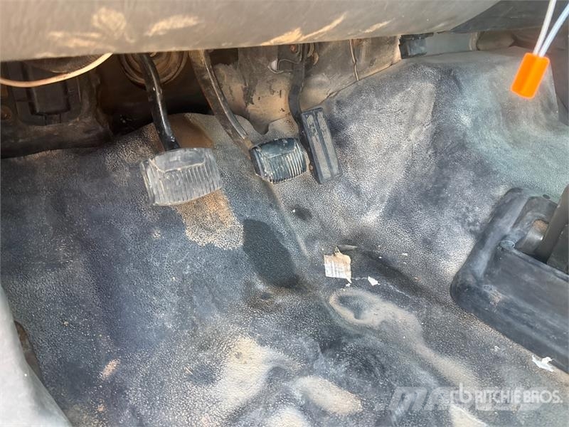 Ford F-750 Tovornjaki za vodo