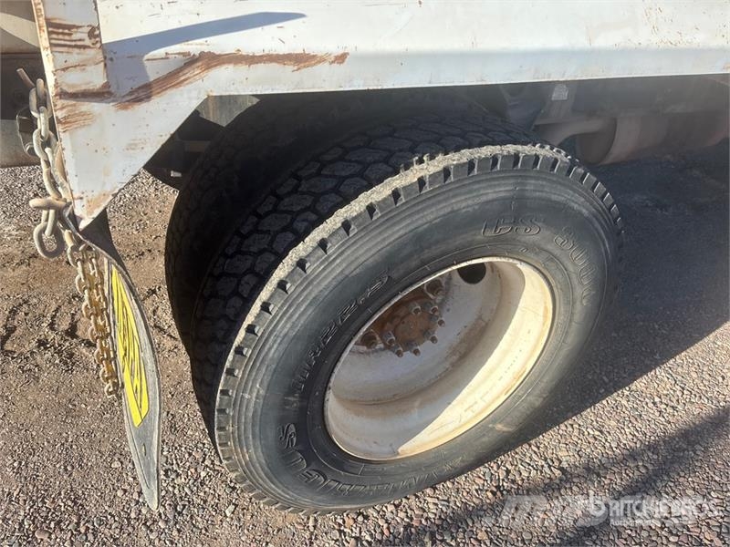 Ford F-750 Tovornjaki za vodo