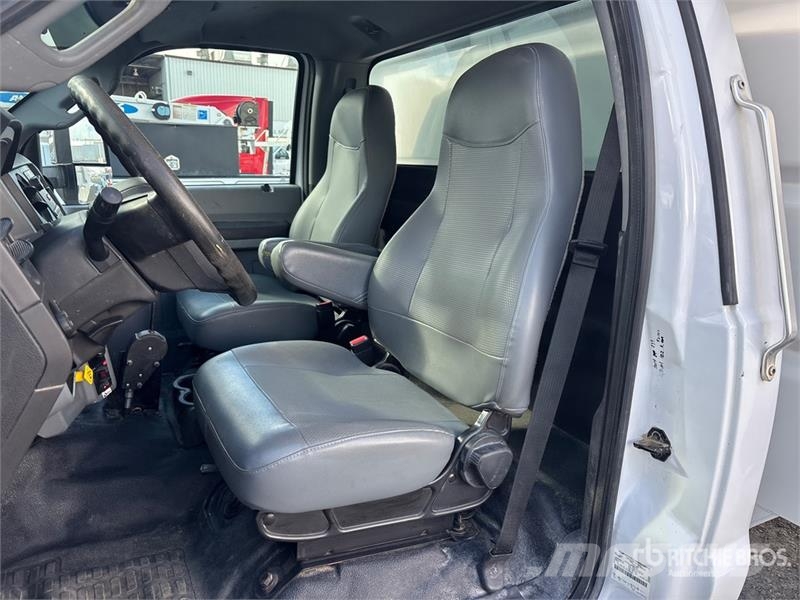 Ford F-750 Tippbilar