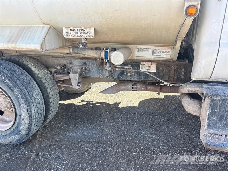 Ford F-750 Water tankers