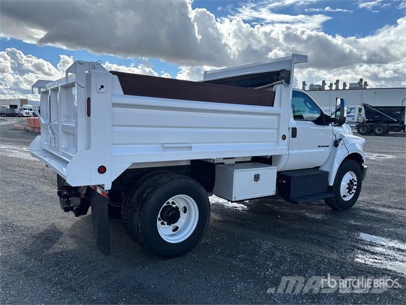 Ford F-750 Tippbilar