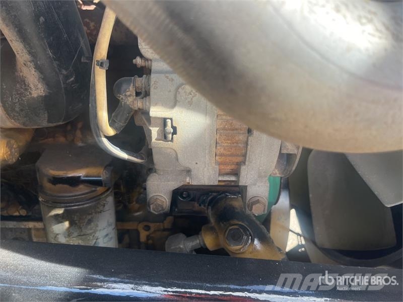 Ford F-750 Tankvogne - vand