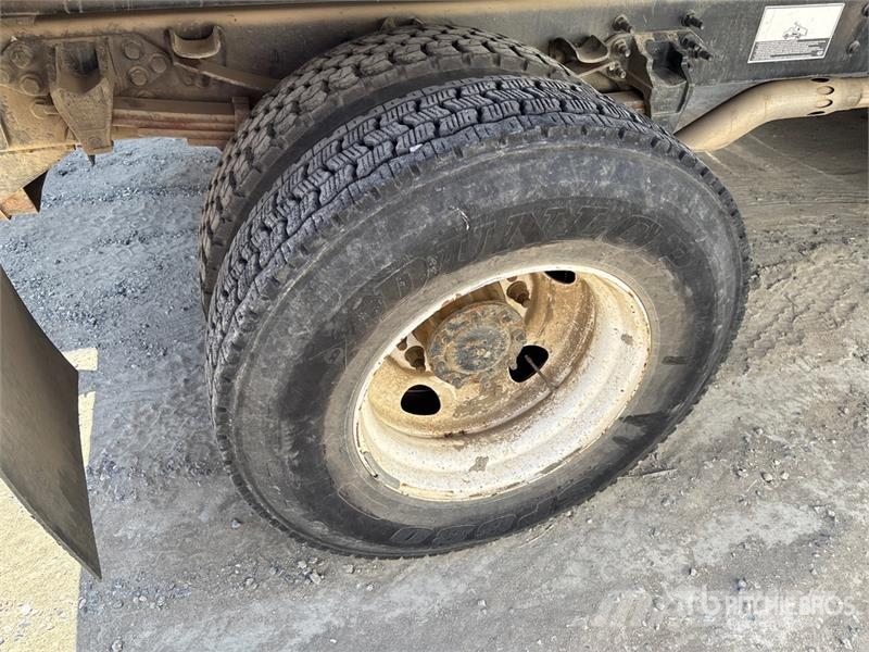 Ford F-750 Sora- ja kippiautot