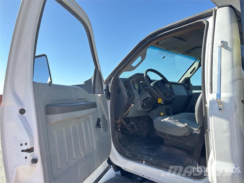 Ford F-750 Tippbilar