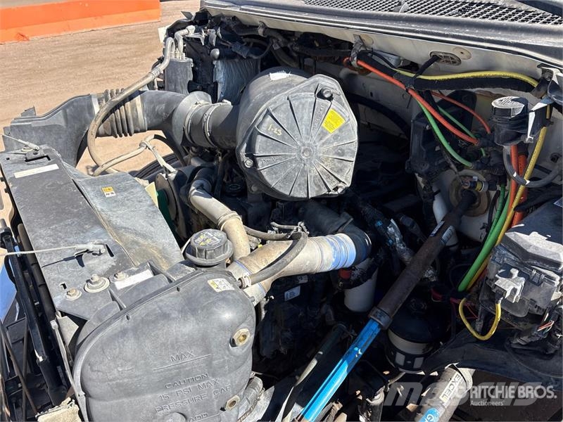 Ford F-750 Tovornjaki za vodo