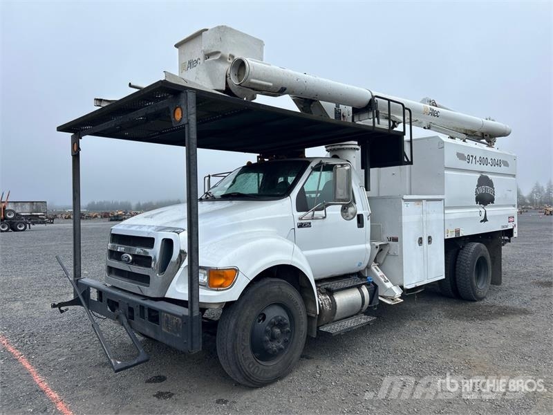 Ford F-750 4x2 Chipper Truck (Inoperable) Caminhões de cavacos de madeira