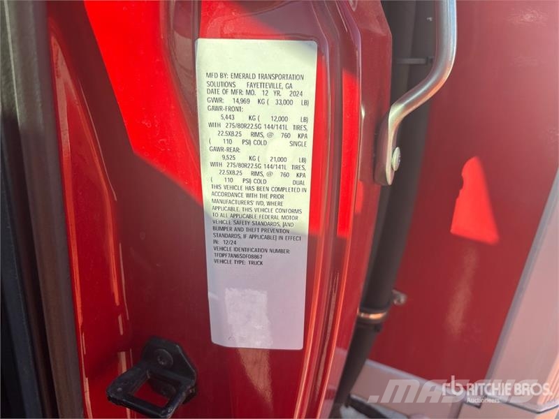 Ford F-750 4x2 Refrigerated Truck Temperature controlled trucks