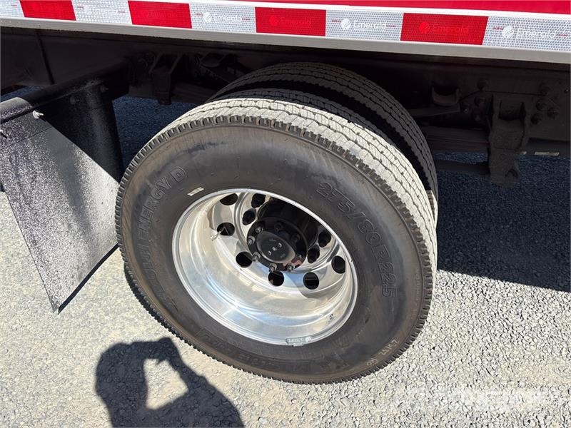 Ford F-750 4x2 Refrigerated Truck Temperature controlled trucks