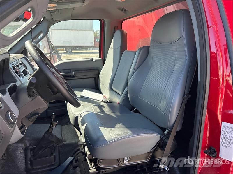 Ford F-750 4x2 Refrigerated Truck Temperature controlled trucks